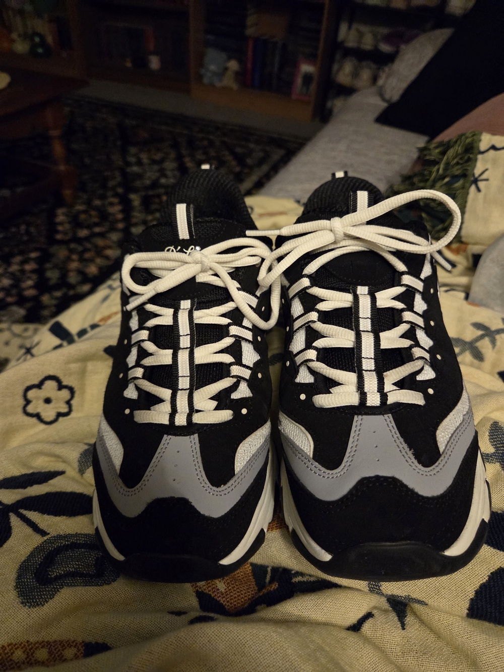 Skechers D'Lites Slip In Sneakers